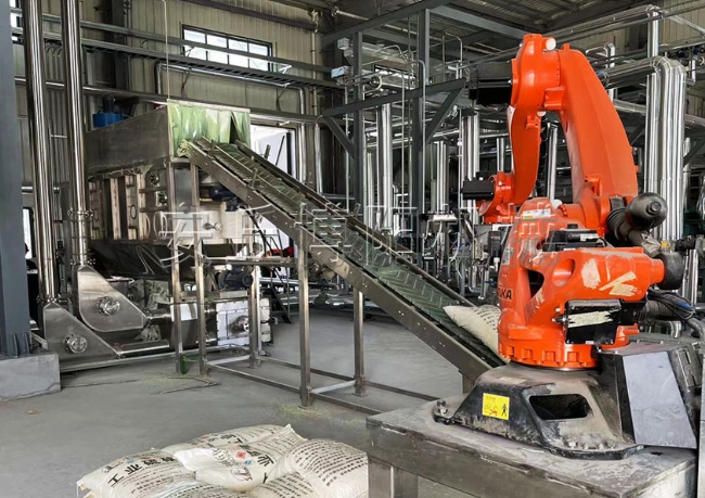 磷酸一銨全自動(dòng)拆袋機(jī)優(yōu)勢(shì)、自動(dòng)拆包機(jī)械手工作流程