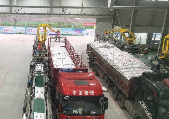 小蘇打全自動(dòng)裝車(chē)機(jī)廠家   機(jī)器人自動(dòng)裝車(chē)系統(tǒng)介紹